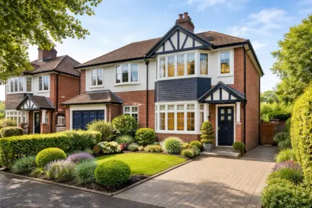 Townhouse near Bromley South with landscaped rear garden