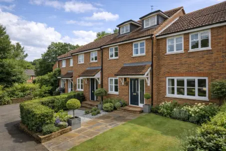 Terraced house near the Pantiles with landscaped rear garden